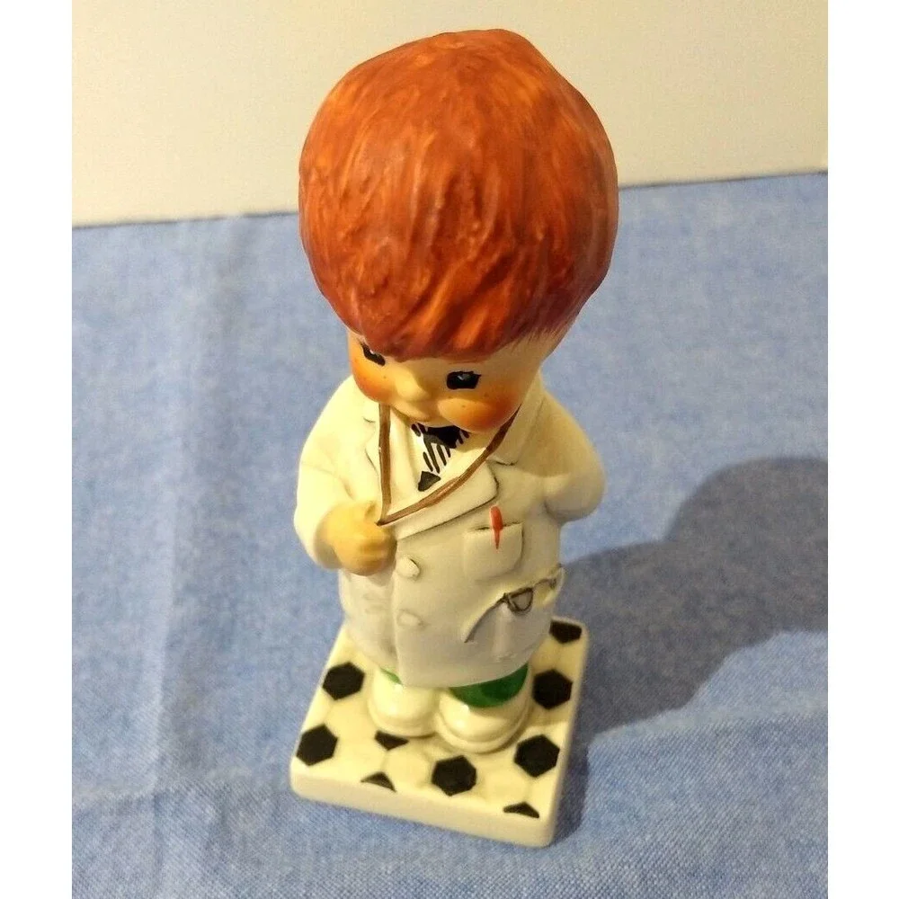 Goebel Charlot Byj REDHEAD‎ Doctor TROUBLE SHOOTER Figurine #67 TMK4 Germany VTG